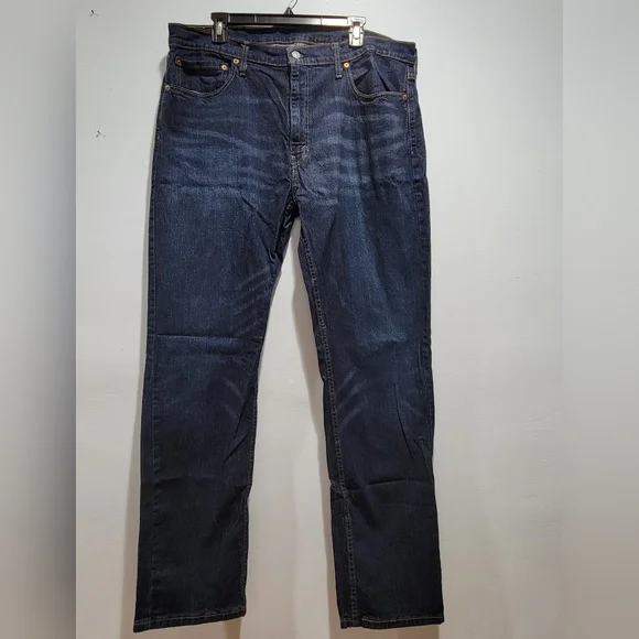 Levi's Men's Indigo Relaxed Jeans - Picture 3 of 5